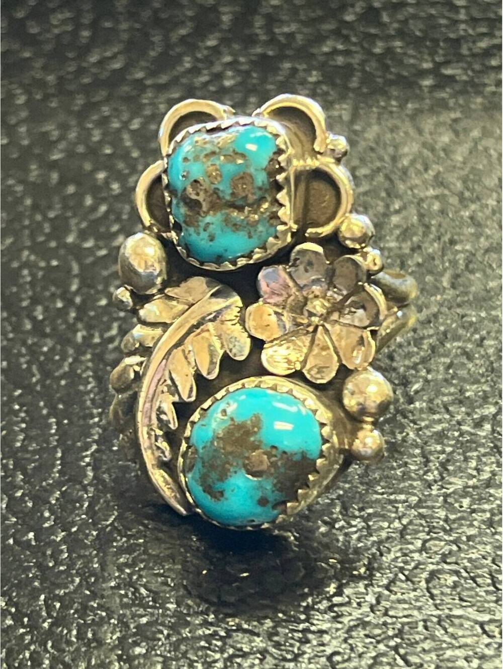 Native American Navajo handmade sterling silver turquoise ring size 7